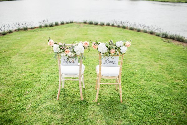 Wedding couple laughing - WhatLovers about